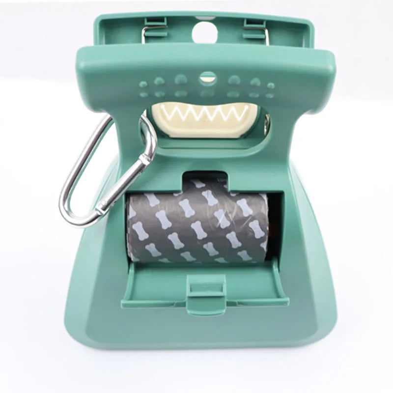 QuickScoop Pet Waste Cleaner: Foldable & Hands-Free Poop Pickup
